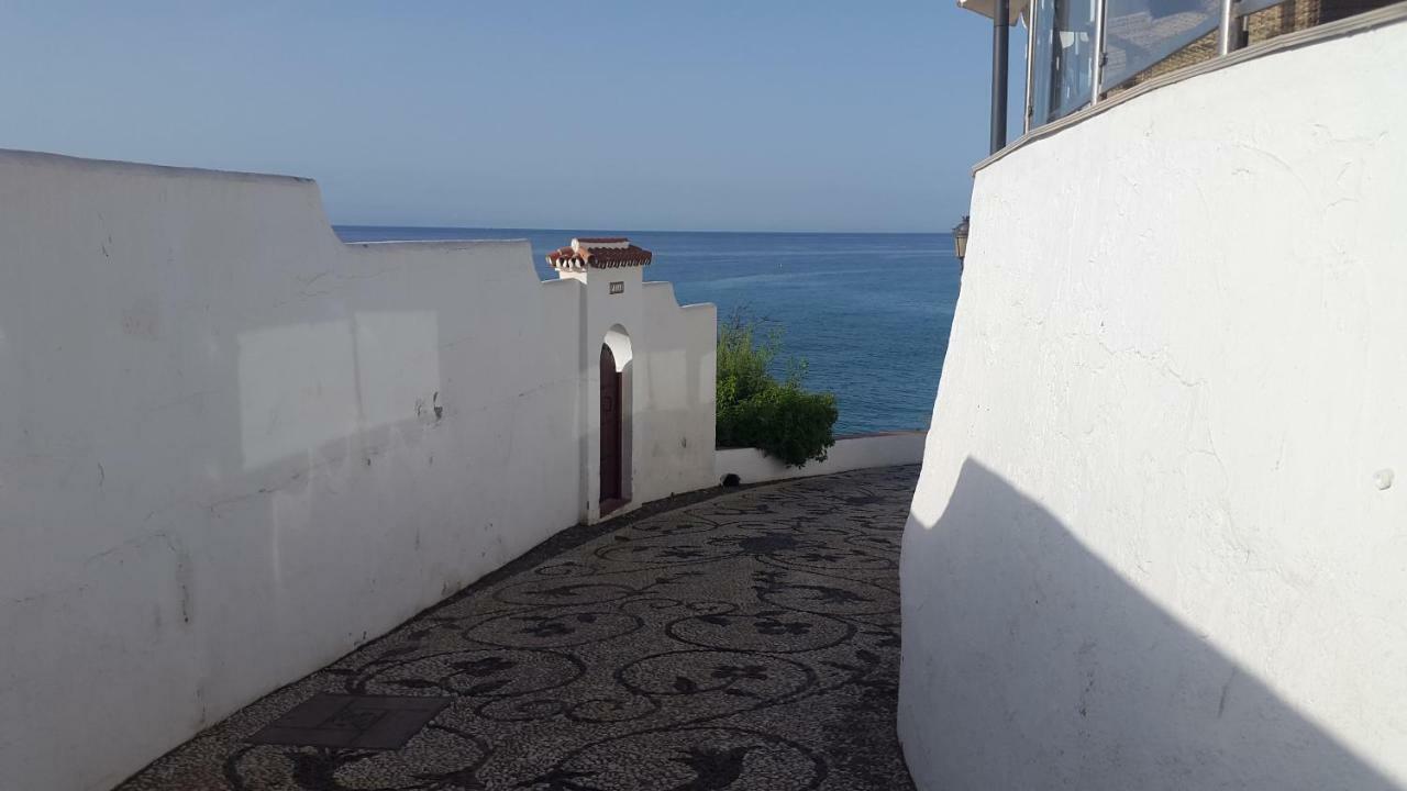 Magnifico piso en Nerja Appartamento Esterno foto